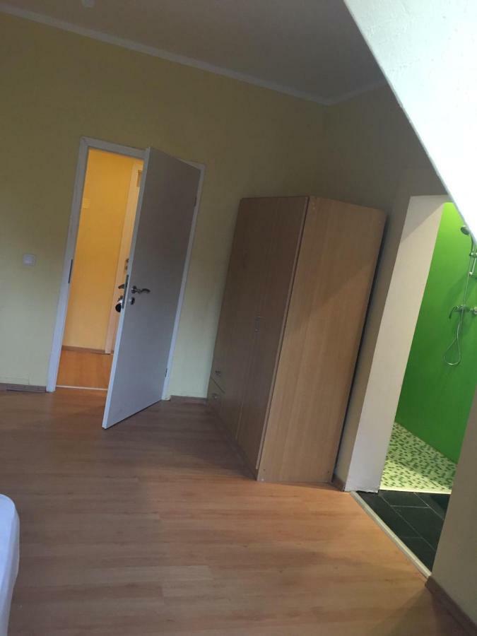 Doppelbettzimmer Mit Bad Kaiserslautern Esterno foto